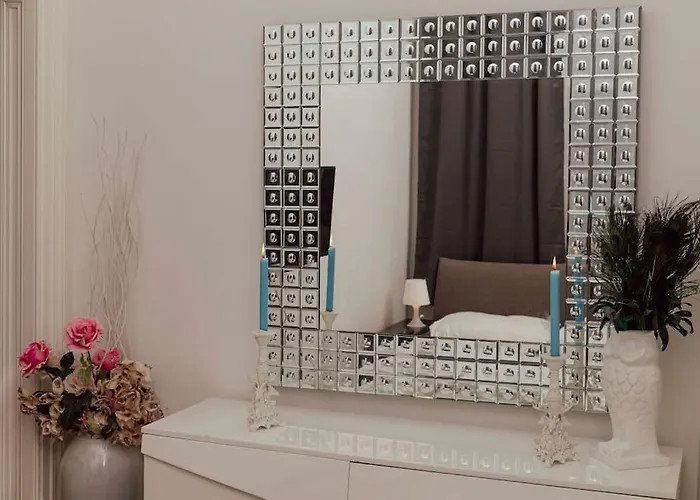 Modern Stylish Comfortable 2 Bedroom *